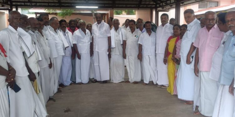 ஓ.பி.எஸ். அணியினர் அ.இ.அ.தி.மு.க.வில் இணைப்பு