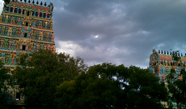 திருஉத்ரகோசமங்கை மங்களநாதார் மங்களநாயகி திருக்கோவில்