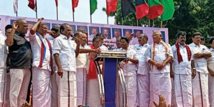 வாக்காளர் பட்டியல் சிறப்பு தீவிர திருத்தப் பணி: தமிழக அரசியலில் சூடு!