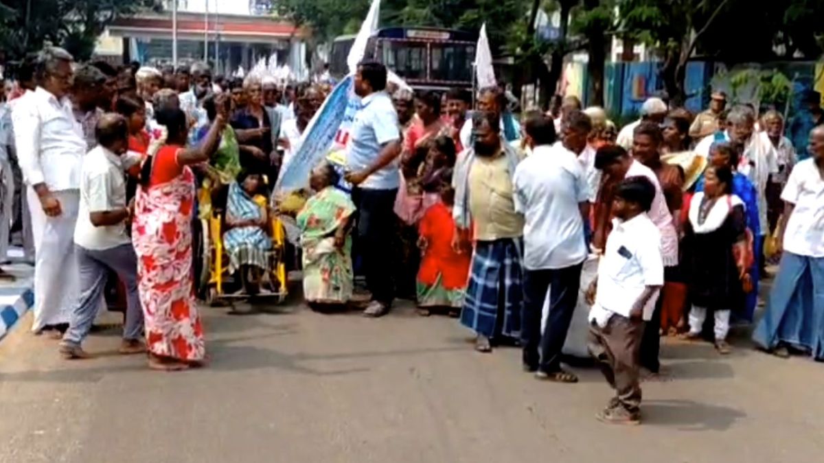 மாற்றுத்திறனாளிகளின் உயராத உதவித்தொகைக்கு எதிராக முற்றுகைப் போராட்டம் !
