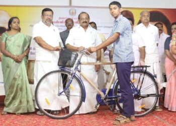 பள்ளிக் கல்வித் துறை முதலமைச்சரின் இரண்டு கண்கள் பெருமிதம்