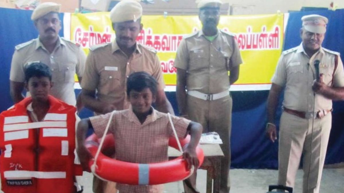 பள்ளி மாணவர்களுக்காகத் தீயணைப்புத் துறையின் பேரிடர் மேலாண்மைப் பயிற்சி.