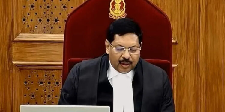 நீதிபதிகள் மீது அவதூறு : “இந்த போக்கு நிறுத்தப்பட வேண்டும்” – தலைமை நீதிபதி எச்சரிக்கை