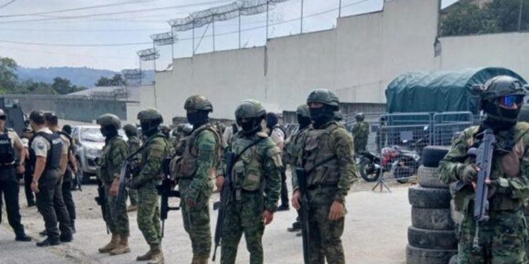 ஈக்வடார் சிறையில் மோதல் : 31 கைதிகள் உயிரிழப்பு