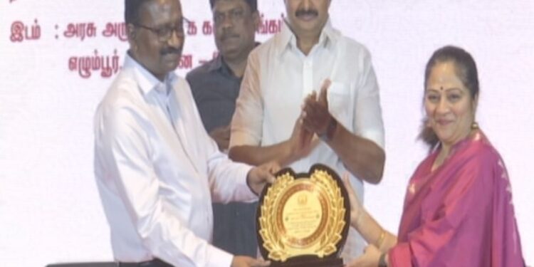 நாட்டுப்புறக் கலைகளை வளர்க்க வேண்டும் – அமைச்சர் சாமிநாதன் வேண்டுகோள்