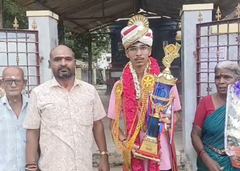 விழுப்புரம் வீரர் பவன் குமார் இந்தியாவின் நம்பர்-1 ஜூனியர் கேரம் சாம்பியன்