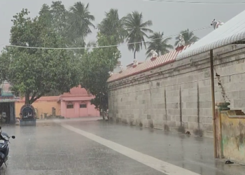 மயிலாடுதுறை2மணி நேரமாக பலத்த மழை காரணமாக குளிர்ச்சியான சூழல்