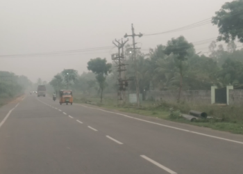 செங்கல்பட்டு மாவட்டத்தில் கடும் பனிப்பொழிவு வாகன ஓட்டிகள் அவதி