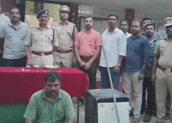 மயிலாடுதுறை 21சவரன் தங்க நகைகளை லாக்கருடன் பெயர்த்து தூக்கிச்சென்ற கொள்ளையர்களை கைது