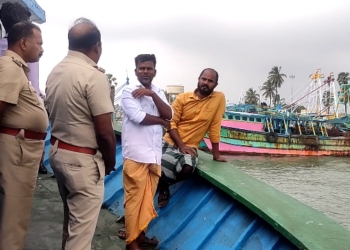 அந்நிய சந்தேக நபர்கள் & தீவிரவாதிகளின் கடல்சார் ஊடுருவலை தடுக்கும் விதமாக நடத்தப்பட்ட “சாகர் கவாச்” ஒத்திகை மாவட்ட SPஸ்டாலின் ஆய்வு