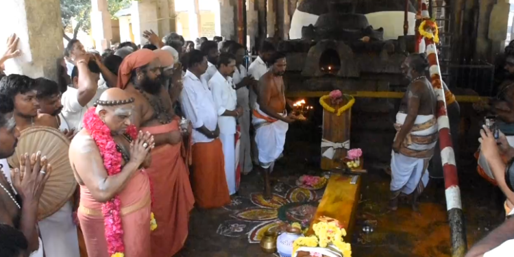 திருவாவடுதுறை கோமுக்தீஸ்வரர் கோவில் தியாகராஜ சுவாமி புதிய தேர் திருப்பணி குருமகா சன்னிதானம் பூஜை