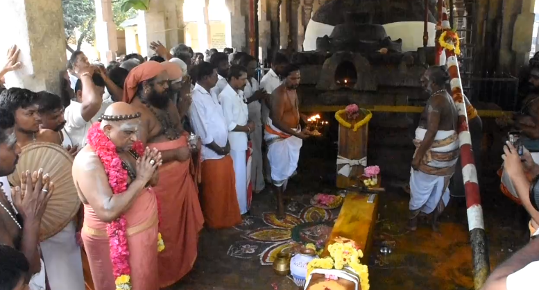 திருவாவடுதுறை கோமுக்தீஸ்வரர் கோவில் தியாகராஜ சுவாமி புதிய தேர் திருப்பணி குருமகா சன்னிதானம் பூஜை