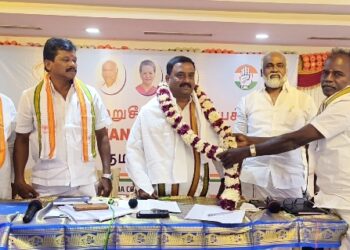 காங்கிரஸ் கமிட்டி தலைவர் தேர்வில் கடும் போட்டி 40 பேருக்கு மேல் விருப்ப மனு