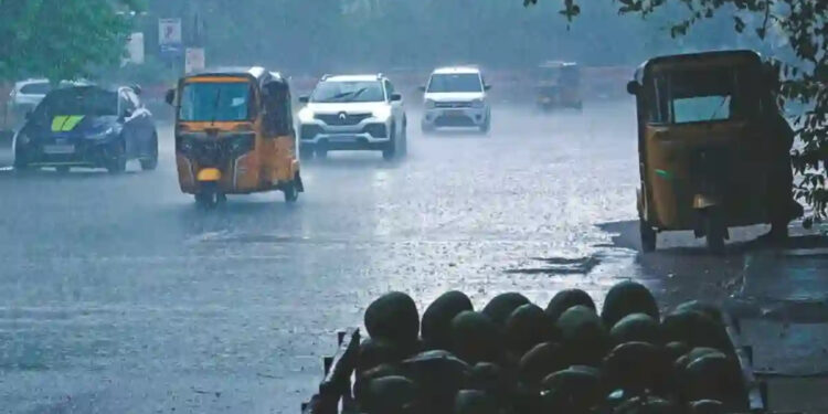 நவம்பர் 17, 18 தேதிகளில் தமிழகத்தின் பல மாவட்டங்களுக்கு கனமழை எச்சரிக்கை