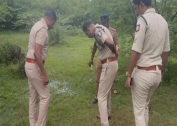 கஞ்சா விற்பனை செய்தவரை சுட்டுப் பிடித்த போலீஸ்