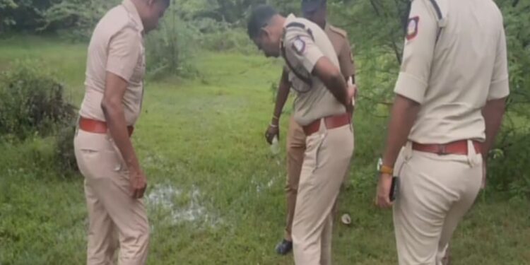 கஞ்சா விற்பனை செய்தவரை சுட்டுப் பிடித்த போலீஸ்