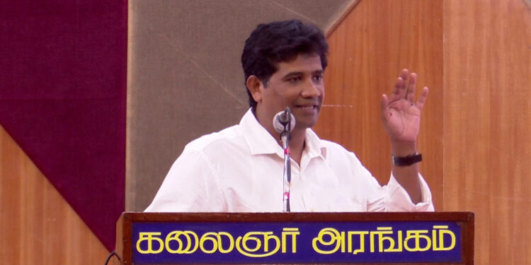 “விஜய் ரசிகர்களை தற்குறிகள் என விமர்சிக்க வேண்டாம்” – திமுக எம்.எல்.ஏ எழிலன் !