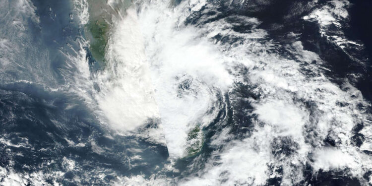 டிட்வா புயலால் பெரிய பாதிப்புகள் இருக்காது – இரண்டு நாட்களுக்கு மழை பெய்யும்