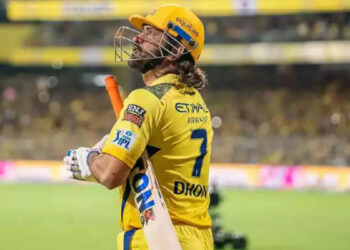 ஐபில் கிரிக்கெட் தொடரில் தோனி விளையாடுவார்.. ரசிகர்கள் உற்சாகம் !