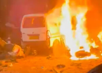 32 கார்களில் வெடிகுண்டுகள் : டெல்லி செங்கோட்டை கார் குண்டு வெடிப்பின் பின்னணி !