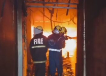 சென்னை ரிச்சி ஸ்ட்ரீட்டில் தீவிபத்து