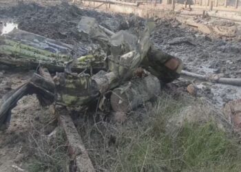 மாமல்லபுரம் அருகே பயிற்சி விமானம் கீழே விழுந்து நொறுங்கியது