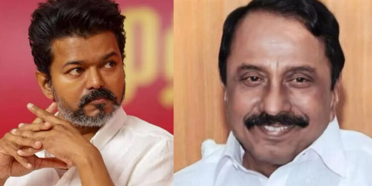 விஜய் முன்னிலையில் செங்கோட்டையன் தவெகவில் சேரத் தயார் !