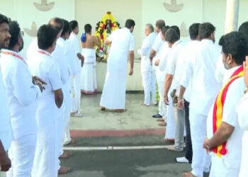 மீண்டும் பவுன்சர் படை ! தவெக கூட்டத்திலும் விஜய் அதிரடி பாதுகாப்பு