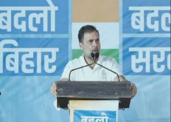 பாதுகாப்புப் படையை கட்டுப்படுத்தும் உயர்வகுப்பினர் – ராகுல் பகீர் குற்றச்சாட்டு