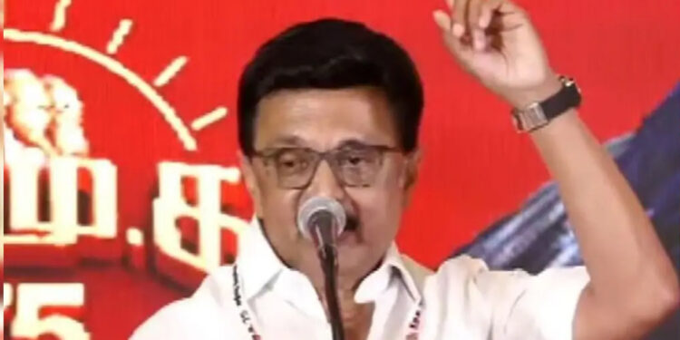 “ஒரு சூரியன், ஒரு சந்திரன், ஒரு திமுக” – அறிவுத் திருவிழாவில் ஸ்டாலின் உரை!