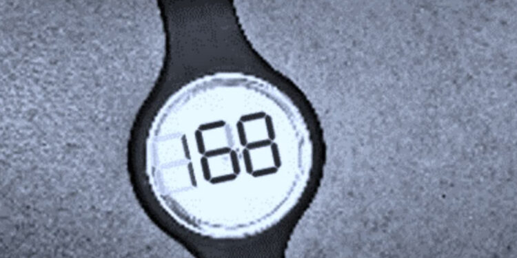 விரலில் ஊசி குத்தாமலே ரத்த சர்க்கரை அளவை தெரியும் அதிநவீன வாட்ச் !