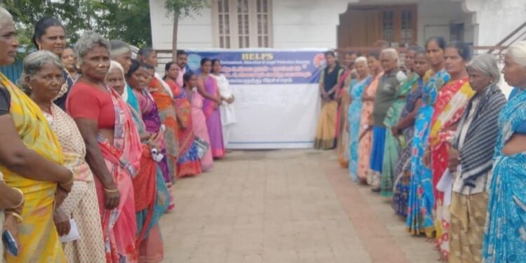 மனித உரிமைகள் தினம்: திண்டுக்கல் காமலாபுரத்தில் விழிப்புணர்வு கையெழுத்து பிரசாரம்!