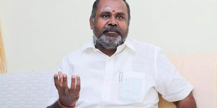 உதயநிதியின் ‘அடிமைச் சாசன’ விமர்சனம் –  அ.தி.மு.க. அமைச்சர் உதயகுமார்