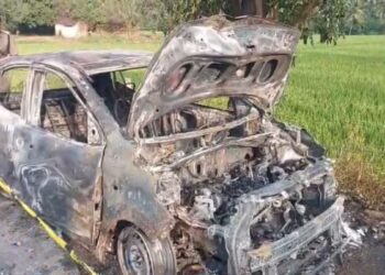 பாலக்காடு அருகே ஓடும் கார் தீப்பற்றி எரிந்து முதியவர் உடல் கருகி பலி: பெட்ரோல் பங்க் ஆதாரத்தால் தற்கொலை என போலீஸ் சந்தேகம்