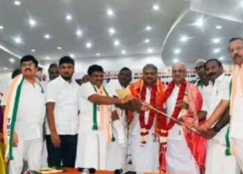 தி.மு.க. இல்லாத தமிழகத்தை உருவாக்க வாசனுடன் கைகோர்ப்பு தமிழருவி மணியன் அழைப்பு!