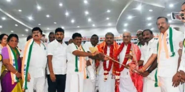 தி.மு.க. இல்லாத தமிழகத்தை உருவாக்க வாசனுடன் கைகோர்ப்பு தமிழருவி மணியன் அழைப்பு!