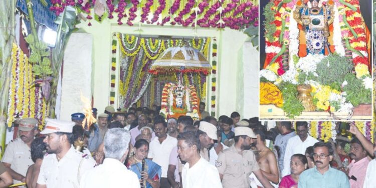 “கோவிந்தா” முழக்கம் அதிர மதுரையில் வைகுண்ட ஏகாதசி: தல்லாகுளம் கோயிலில் கோலாகலமாகத் திறக்கப்பட்டது சொர்க்கவாசல்