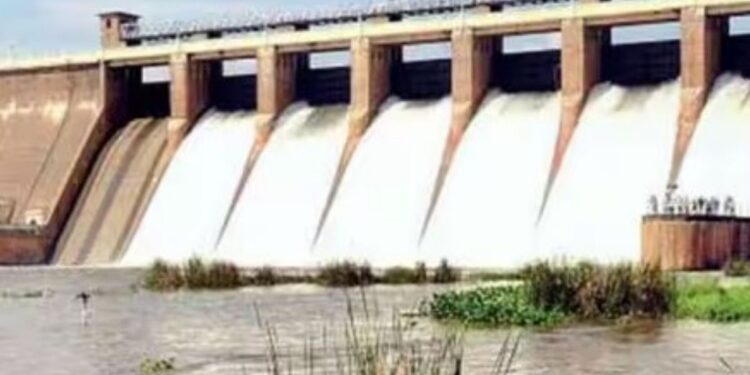 வைகை அணையில் ஐந்து மாவட்டப் பாசனத்திற்கான நீர் திறப்பு முற்றிலும் நிறுத்தம்