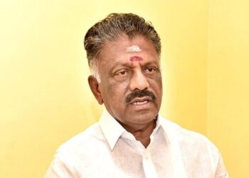 ‘அதிமுக தொண்டர்கள் உரிமை மீட்புக் கழகம்’ ஓ.பி.எஸ். புதிய கட்சி துவக்கினார்