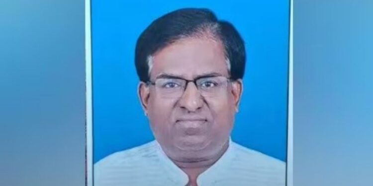 மின்கட்டண உயர்வு மற்றும் கடும் தொழில் போட்டியால் நசியும் திண்டுக்கல் நூற்பாலைகள்  தொழிலாளர்களின் வாழ்வாதாரம் கேள்விக்குறி