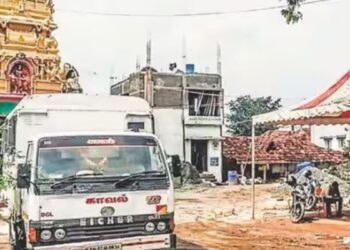 நீதிமன்ற உத்தரவை மீறி பெருமாள் கோயில்பட்டியில் தீபம் ஏற்ற 144 தடை