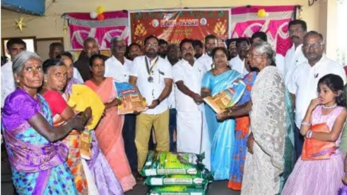 திண்டுக்கல் மதர் தெரசா லயன்ஸ் சங்கத்தின் கிறிஸ்துமஸ், புத்தாண்டு விழா: குழந்தைகள், முதியோர்களுக்கு நலத்திட்ட உதவிகள் வழங்கல்