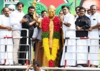 எம்.ஜி.ஆரின் 38-வது நினைவு தினம் திண்டுக்கல் மாவட்டம் முழுவதும் அதிமுகவினர் உறுதிமொழி ஏற்பு!