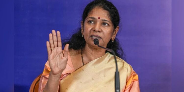 “மதவெறி அரசியலுக்கு மு.க.ஸ்டாலின் சம்மட்டி அடி” பல்லடம் மாநாட்டில் கனிமொழி, உதயநிதி அனல் பறக்கும் பேச்சு!