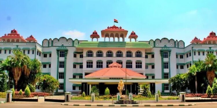 சிறைவாசிகளுக்கான வழிகாட்டு நெறிமுறைகள்: ஐகோர்ட் கிளை உத்தரவு!