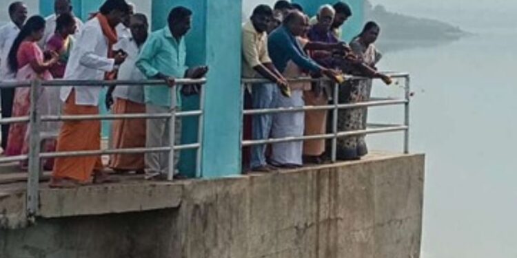 பழனி பாலாறு – பொருந்தலாறு அணையிலிருந்து பாசனத்திற்காகத் தண்ணீர் திறப்பு