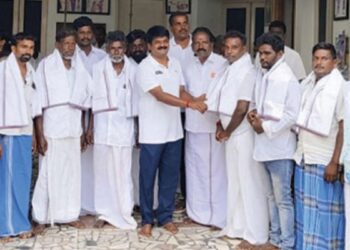 புதுக்கோட்டையில் தி.மு.க.வுக்கு பின்னடைவு தி.மு.க.வினர் அ.தி.மு.க.வில் இணைந்தனர்!