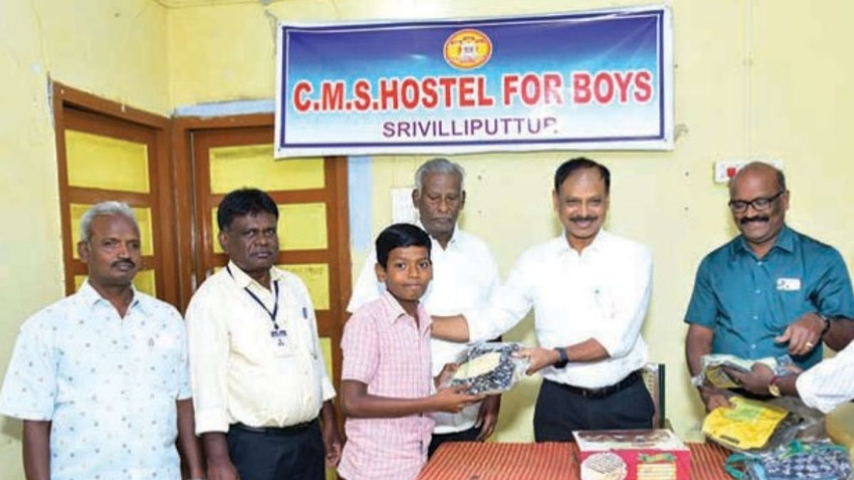 ஸ்ரீவில்லிபுத்தூர் மாணவர் விடுதி விழாவில் மாவட்ட முதன்மை அமர்வு நீதிபதி ஜெயக்குமார் நெகிழ்ச்சியுரை