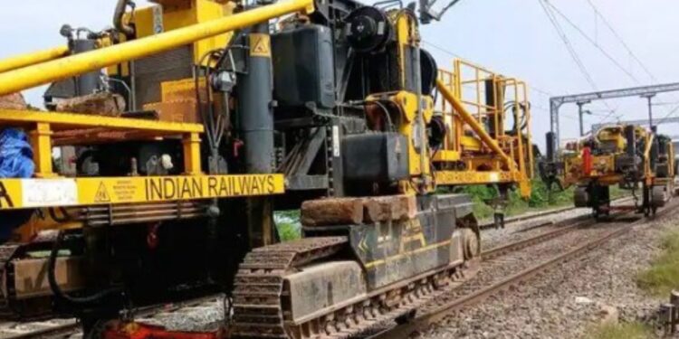 அய்யலூரில் ரயில்வே பாதுகாப்புப் பணியில் கேஜி ‘பாயிண்ட்’ கட்டமைப்பு பொருத்தம்!