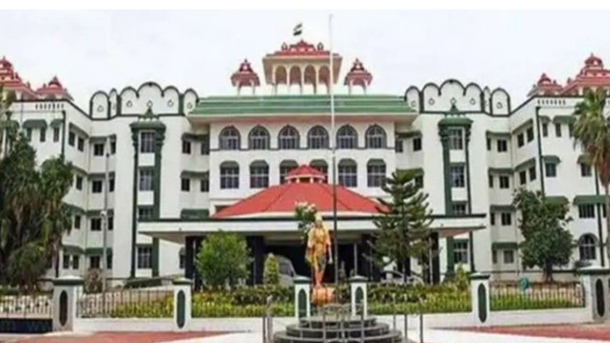 மதுவால் 2.98 லட்சம் பேர் பலி; டாஸ்மாக் எதிர்ப்பு வழக்கை உயர்நீதிமன்றம் ரத்து செய்தது.